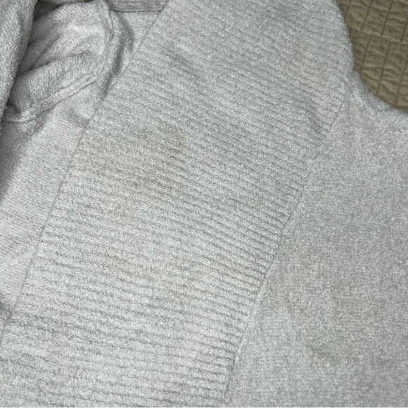 Barefoot Dreams Cozy Chic Lite Circle Cardigan. - Picture 11 of 12